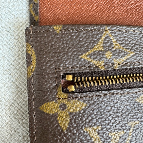 Louis Vuitton clutch bag - Picture 5 of 12